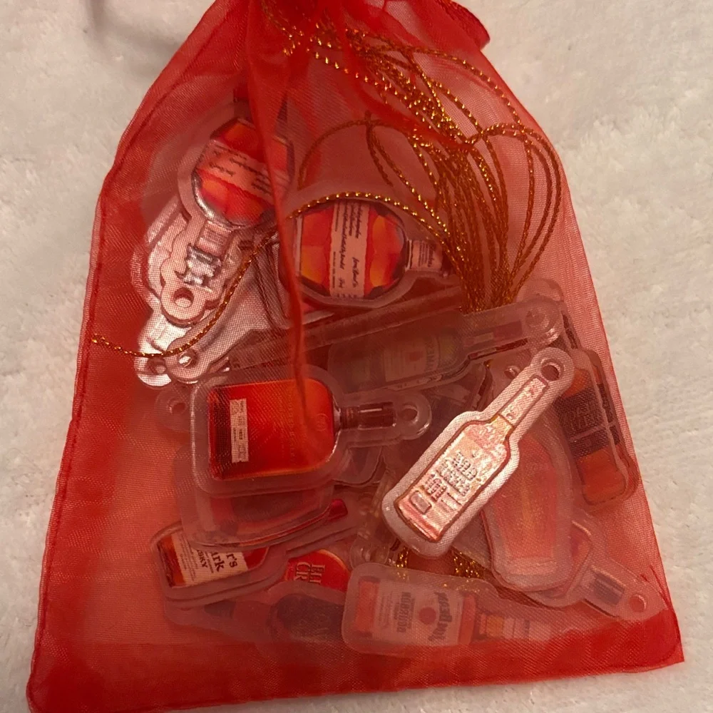 mini Whiskey charms / whiskey Advent Calendar 2025